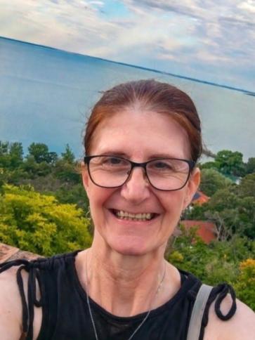 Bernadett profilképe – Kunmadaras