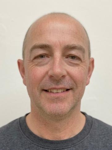Csaba, 54 éves Budapest XXI. kerületi társkereső férfi profil fotója