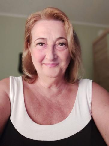 Gabriella, 68 éves kistarcsai társkereső nő profil fotója