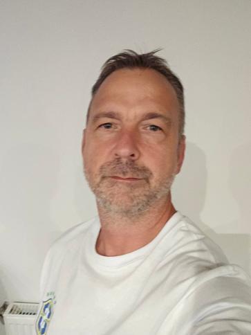Péter, 51 éves tapolcai társkereső férfi profil fotója