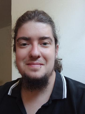 Kornél, 22 éves győri társkereső férfi profil fotója