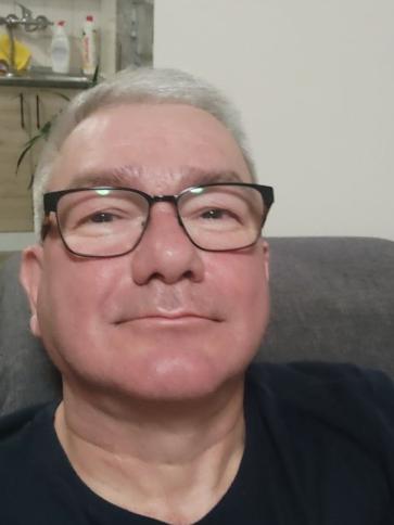 Sándor, 57 éves dunaharaszti társkereső férfi profil fotója