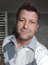Sziasztok! Szabolcs vagyok. Komoly romániai párkereső nők jelentkezését várom.
