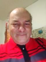 Sziasztok! Gyula vagyok. Komoly üllői párkereső nők jelentkezését várom.