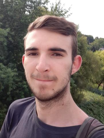 Tamás, 25 éves böhönyei társkereső férfi profil fotója