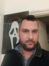 Sziasztok! Ádám vagyok. Komoly gödöllői párkereső nők jelentkezését várom.