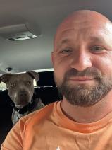 Sziasztok! István vagyok. Komoly ausztriai párkereső nők jelentkezését várom.