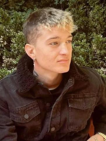 Oliver, 23 éves verőcei társkereső férfi profil fotója