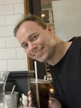 Sziasztok! Tibor vagyok. Komoly Budapest IV. kerületi párkereső nők jelentkezését várom.