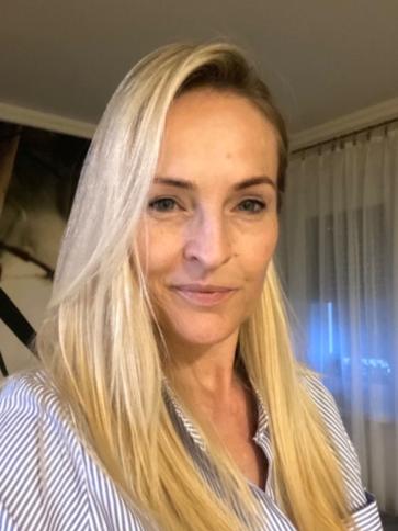 Erika, 51 éves Budapest I. kerületi társkereső nő profil fotója