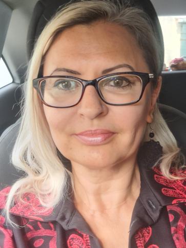 Viktória, 51 éves soproni társkereső nő profil fotója