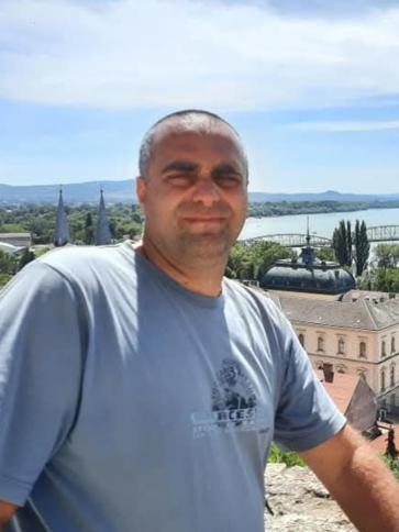 Krisztián, 47 éves szárligeti társkereső férfi profil fotója