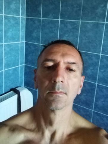Gabi, 48 éves dabasi társkereső férfi profil fotója