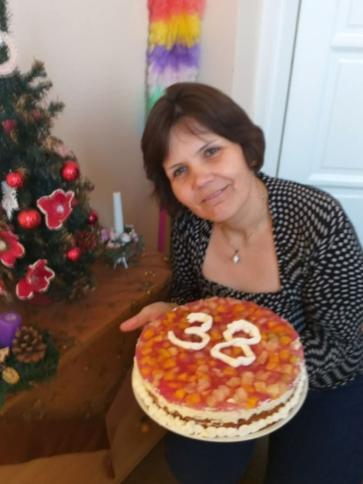 Szilvia, 39 éves érsekvadkerti társkereső nő profil fotója