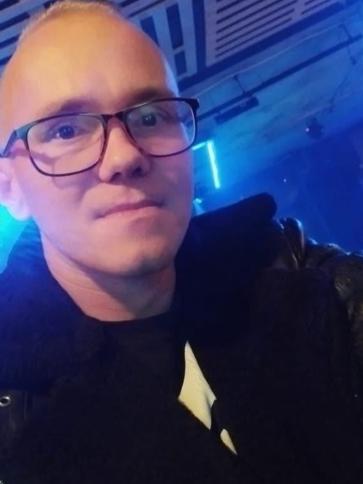 tibor, 35 éves miskolci társkereső férfi profil fotója