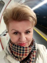 Sziasztok! Lívia vagyok. Komoly ausztriai társkereső férfiak jelentkezését várom.