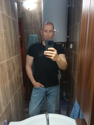 Zoltán, 50 éves dunaföldvári társkereső férfi profil fotója