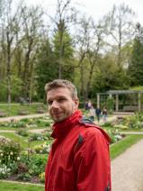 Sziasztok! Tamás vagyok. Fiatal Pest megyei párkereső lányokkal chatelnék.