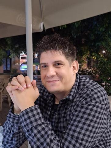 Péter, 37 éves debreceni társkereső férfi profil fotója