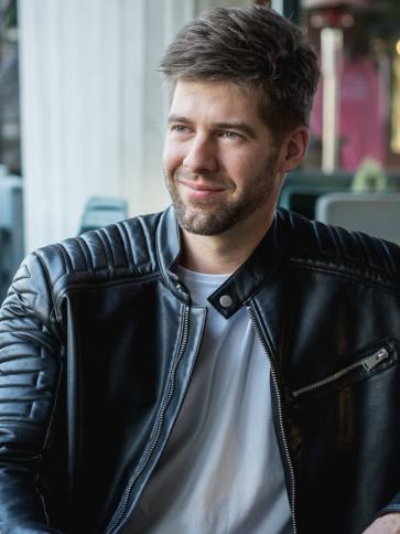 Attila, 32 éves szegedi társkereső férfi profil fotója