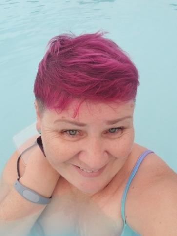 Bernadett profilképe – Budapest XXI.
