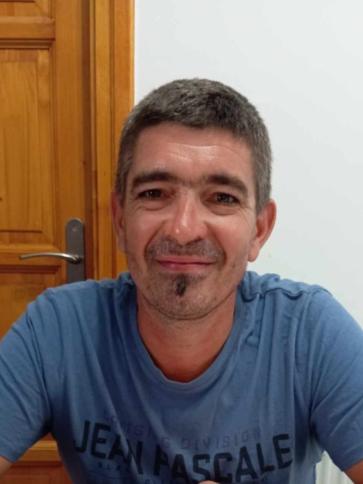 Róbert, 46 éves debreceni társkereső férfi profil fotója