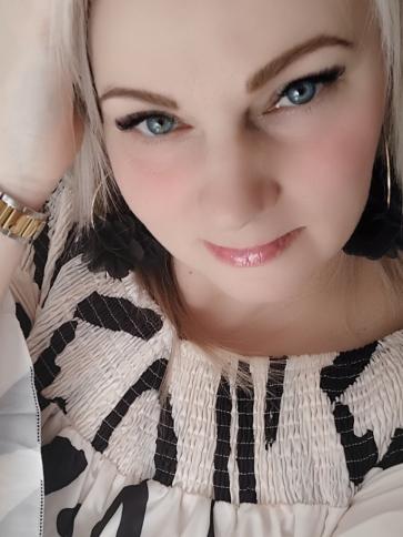 Krisztina, 51 éves abdai társkereső nő profil fotója