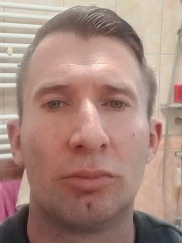 Krisztian, 39 éves egri társkereső férfi profil fotója