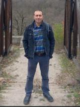 Sziasztok! Krisztián vagyok. Komoly Pest megyei párkereső nők jelentkezését várom.