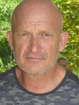 Sziasztok! Béla vagyok. Komoly Győr-Moson-Sopron megyei párkereső nők jelentkezését várom.