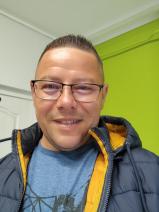 Sziasztok! Zsolt vagyok. Komoly aszódi párkereső nők jelentkezését várom.