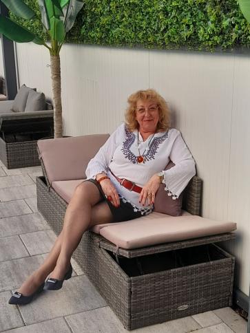 Éva, 66 éves kecskeméti társkereső nő profil fotója
