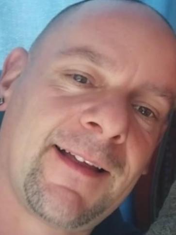 Laci, 46 éves Budapest XXI. kerületi társkereső férfi profil fotója