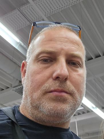 Tamas, 51 éves németországi társkereső férfi profil fotója