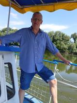 Sziasztok! György vagyok. Ingyenesen megismerhető budapesti nőkkel randiznék.