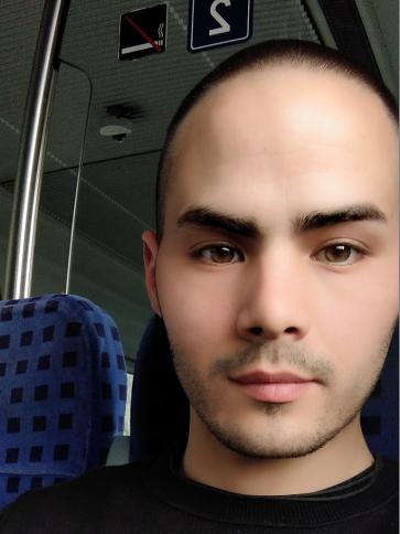 Ricsi, 32 éves tapolcai társkereső férfi profil fotója