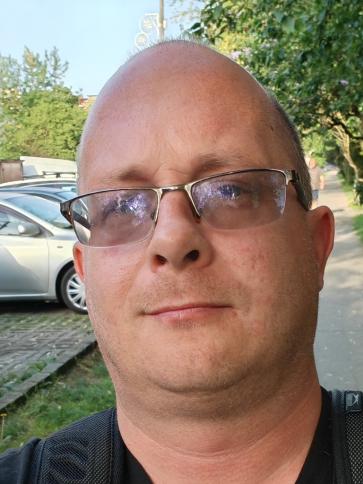Ádám