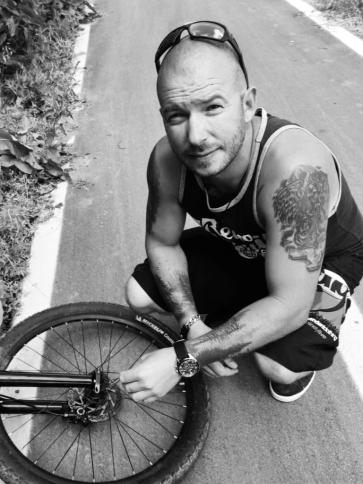 Alex, 38 éves Budapest XX. kerületi társkereső férfi profil fotója