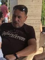 Sziasztok! Feri vagyok. Diplomás Pest megyei társkereső nőket keresek ismerkedési célból.
