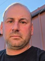 Sziasztok! Szabolcs vagyok. Komoly vasvári párkereső nők jelentkezését várom.