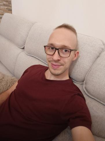 Dani, 30 éves balassagyarmati társkereső férfi profil fotója