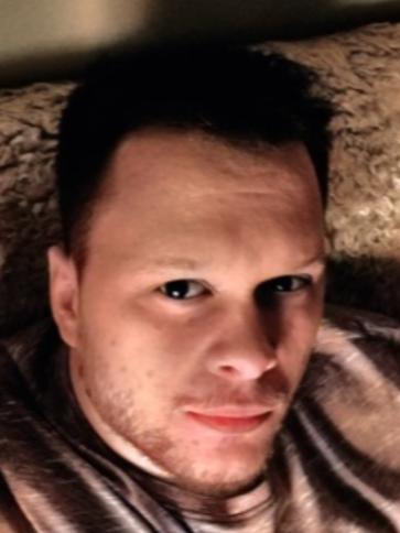 Péter, 25 éves szolnoki társkereső férfi profil fotója