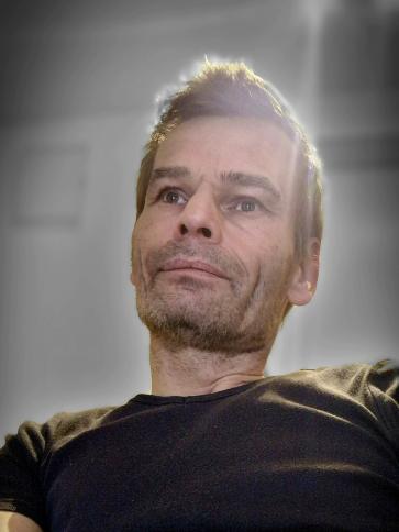 Attila, 51 éves svájci társkereső férfi profil fotója