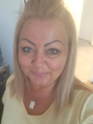 Erika, 49 éves hatvani társkereső nő profil fotója
