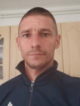 Sziasztok! Sándor vagyok. Online németországi randizni vágyó nők kattinsatok a kedvenc gombra.