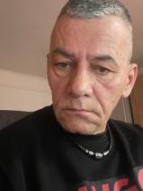 Sziasztok! Károly vagyok. fényképes budapesti társkereső keresztény nők írjatok.