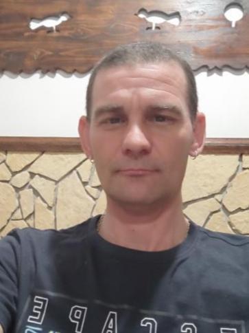 Zoltán, 48 éves bátonyterenyei társkereső férfi profil fotója