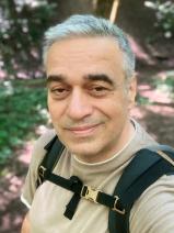 Sziasztok! István vagyok. Komoly százhalombattai párkereső nők jelentkezését várom.
