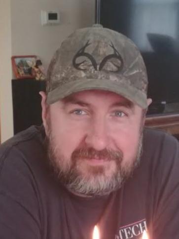 Laszlo, 55 éves Amerikai Egyesült Államok kerületi társkereső férfi profil fotója