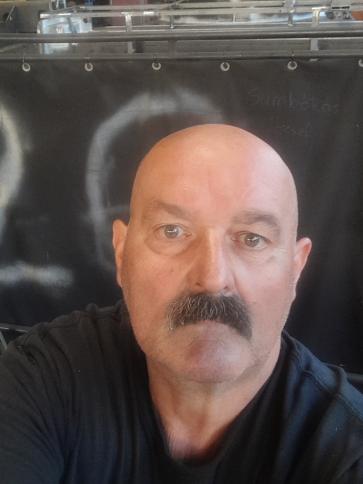 Józsi, 61 éves zalaegerszegi társkereső férfi profil fotója